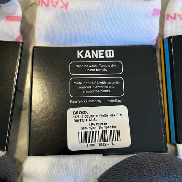 NWT Women’s Kane 11 Running Socks 8 Pairs Pink - Picture 2 of 2